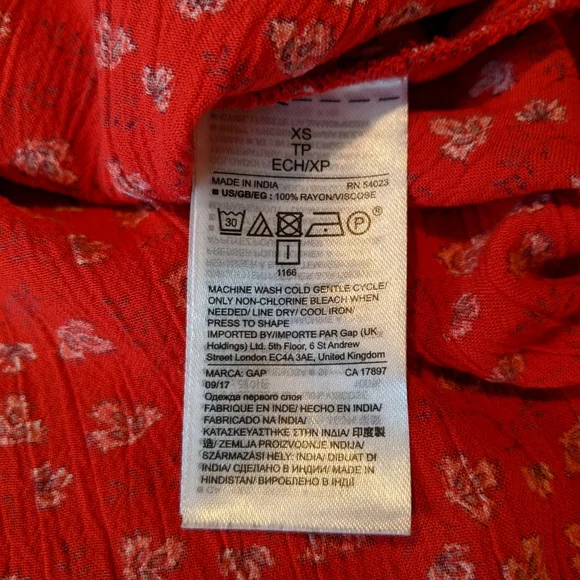 Gap‎ red  peasant blouse - Picture 7 of 8